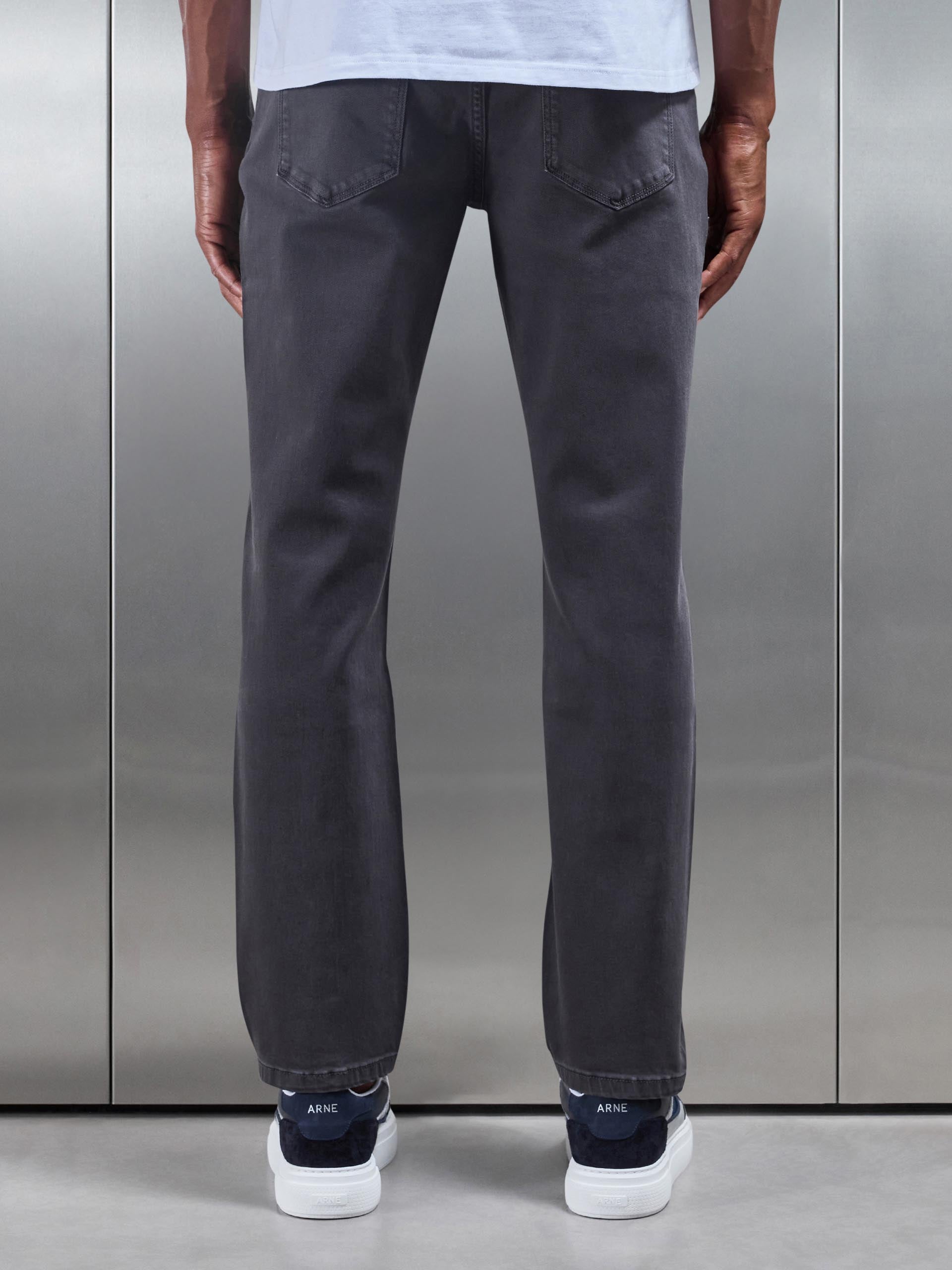 Straight Leg Denim Jeans in Grey