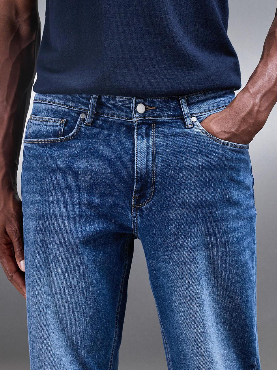 Straight Leg Denim Jeans in Mid Blue