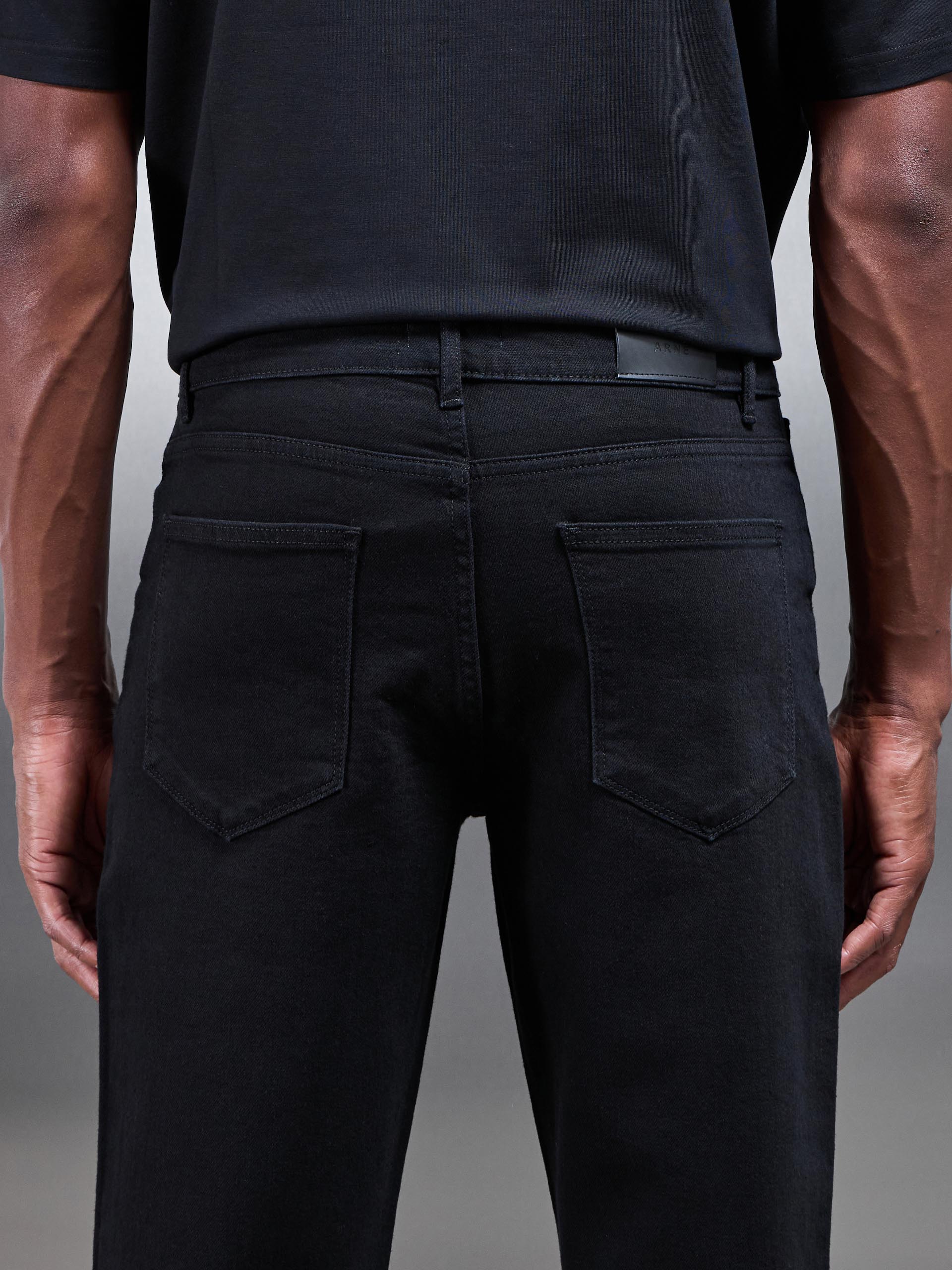 Straight Leg Denim Jeans in Solid Black