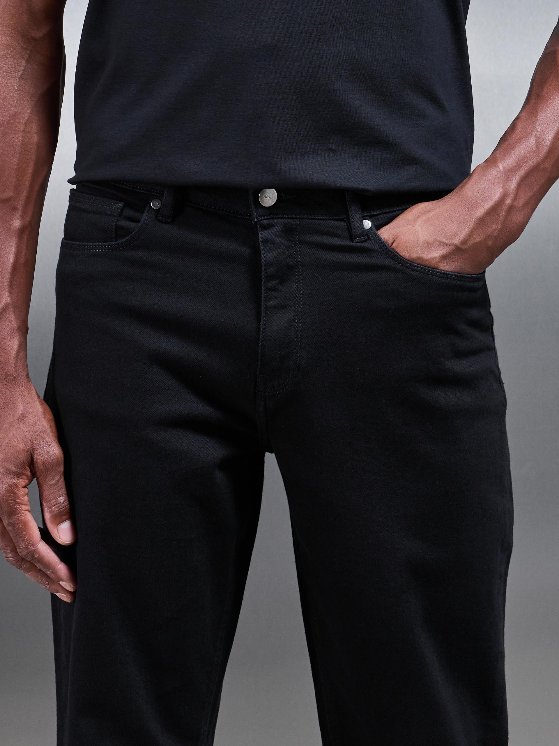 Straight Leg Denim Jeans in Solid Black