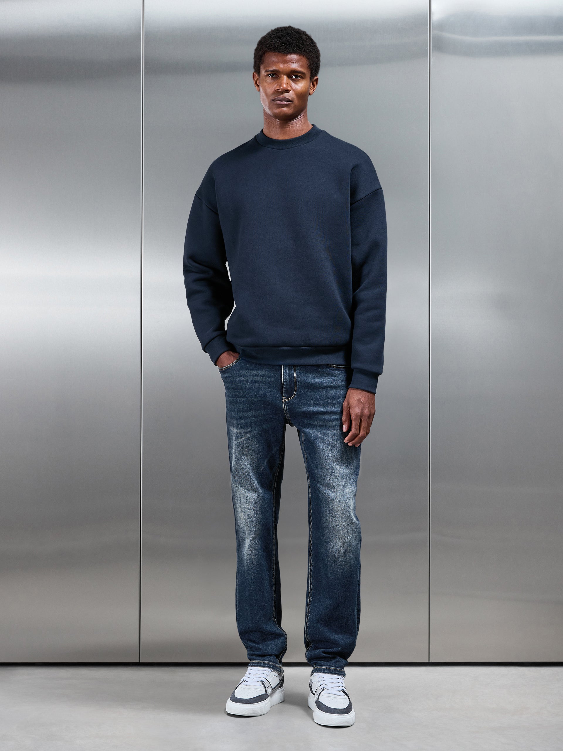 Straight Leg Denim Jeans in Vintage Blue