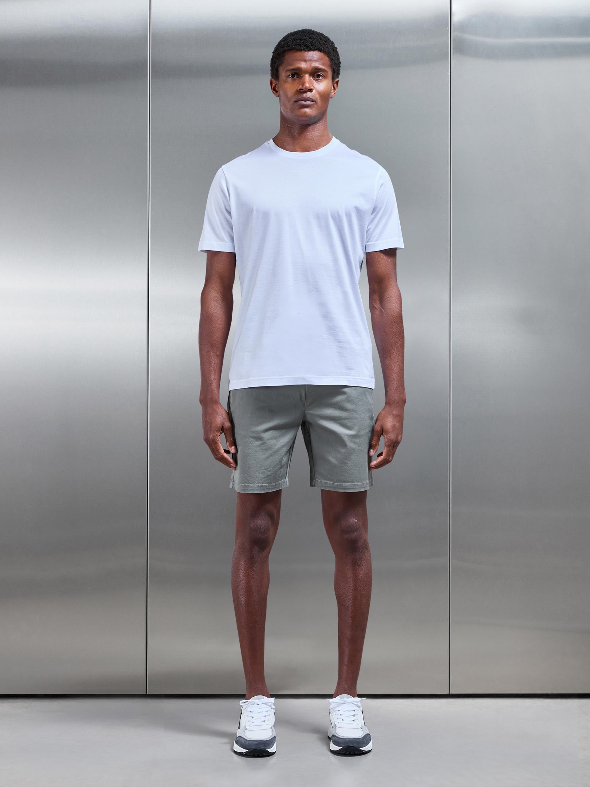 Tailored Chino Drawstring Short in Olive