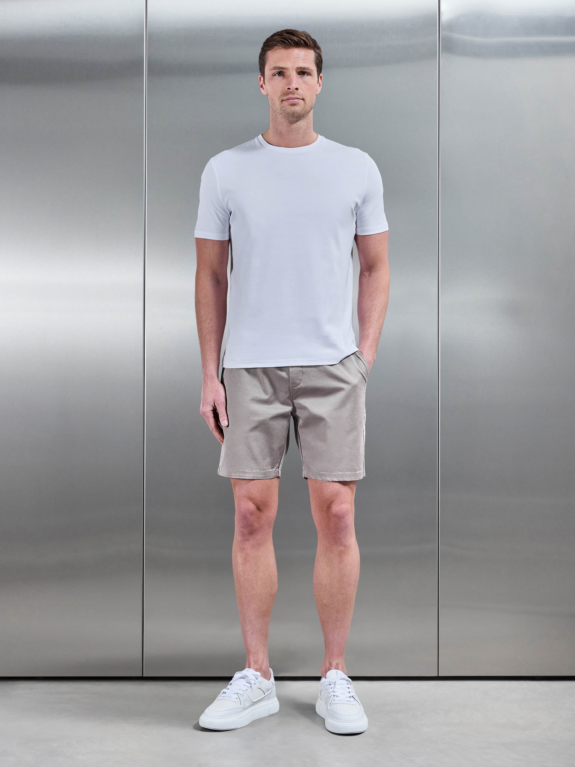 Tailored Chino Drawstring Short in Taupe