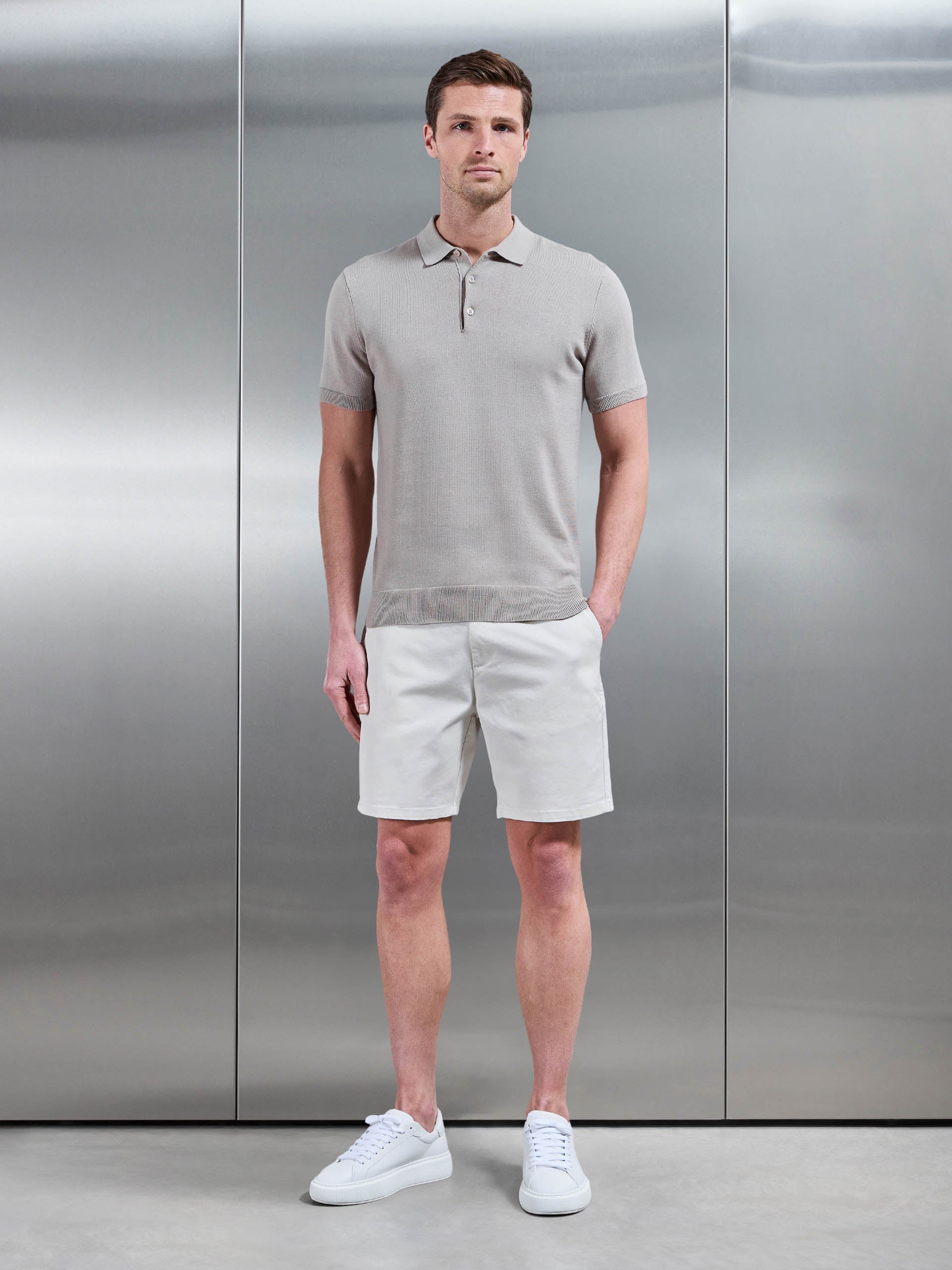 Tailored Chino Short in Off White