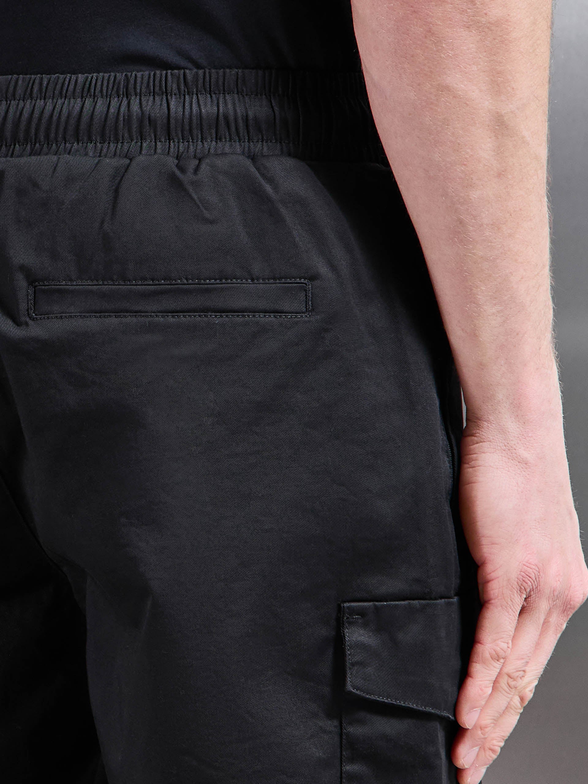 Tailored Drawstring Cargo Short in Black