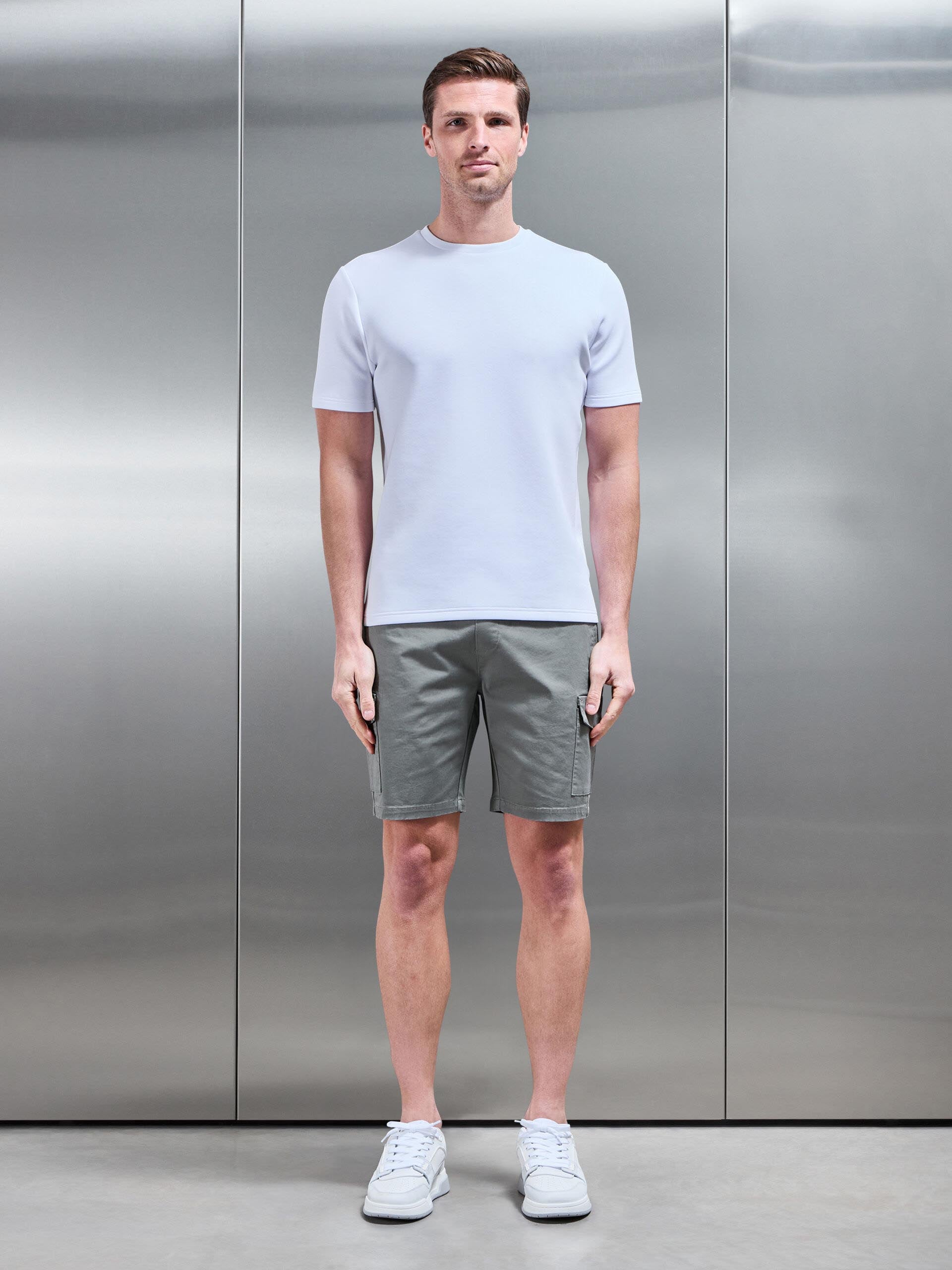 Tailored Drawstring Cargo Short in Olive