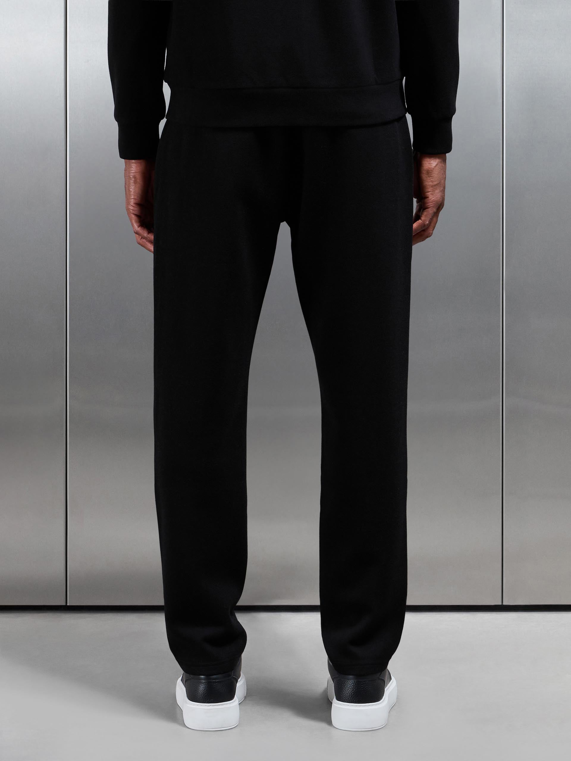 Tailored Knitted Jogger in Black