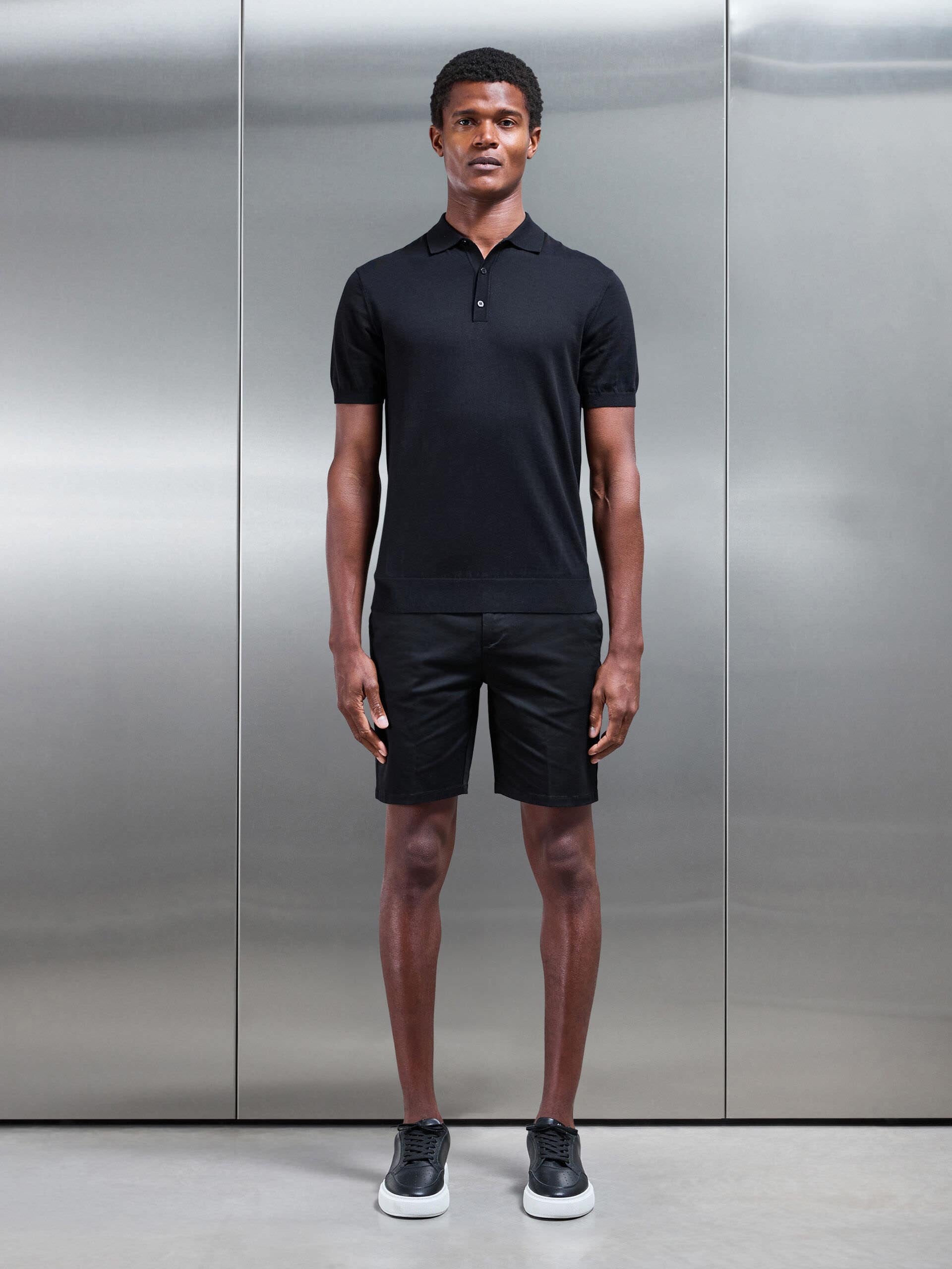 Tailored Side Adjuster Chino Short in Black