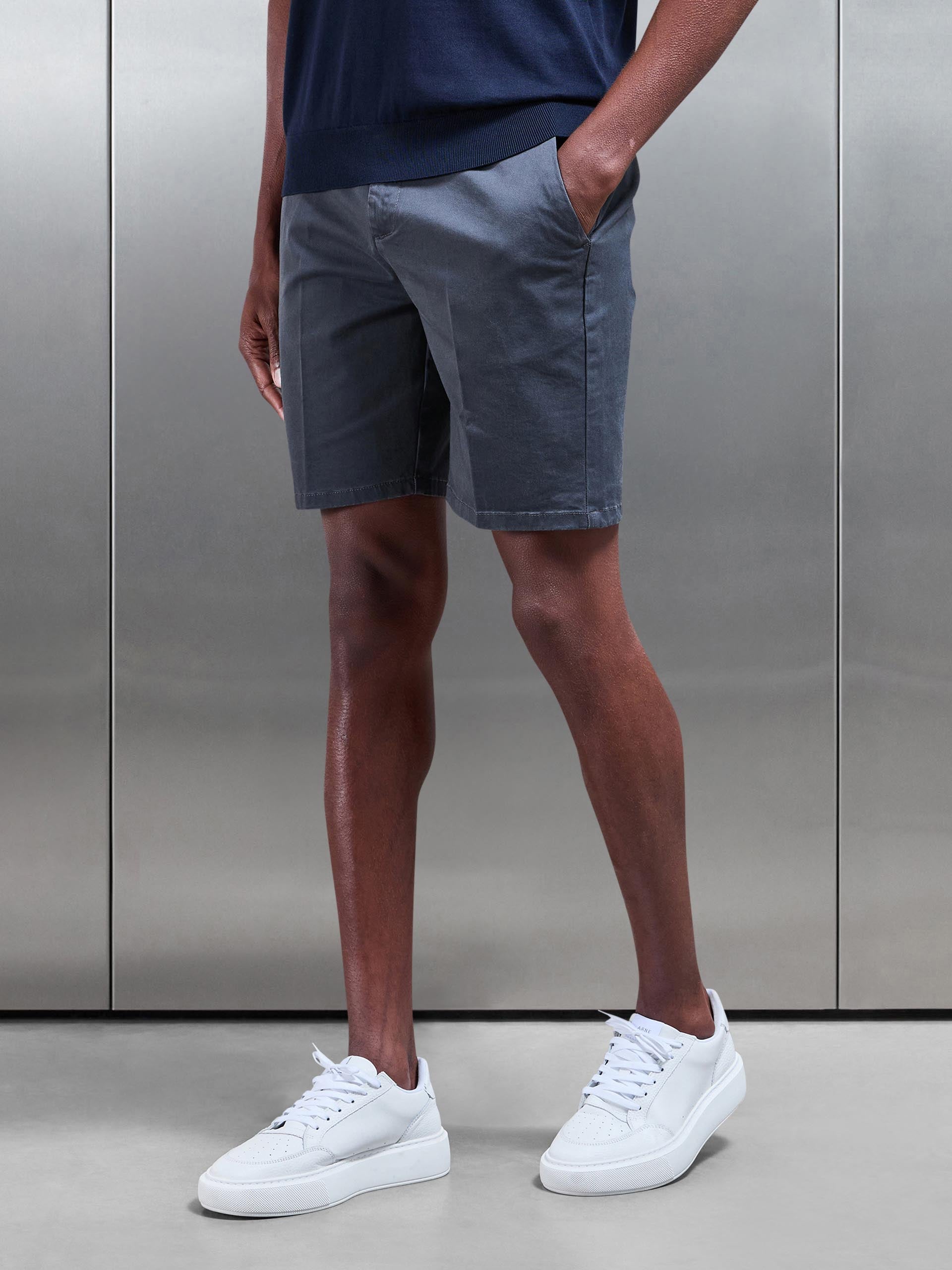 Tailored Side Adjuster Chino Short in Grey