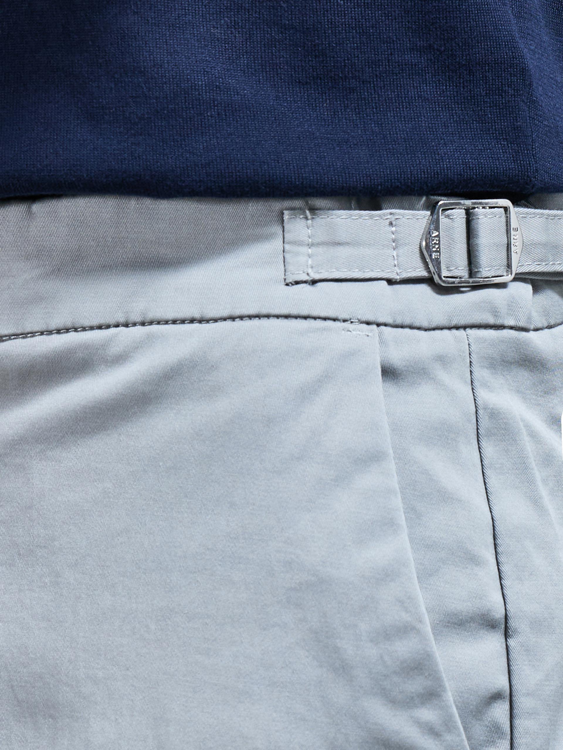 Tailored Side Adjuster Chino Short in Stone