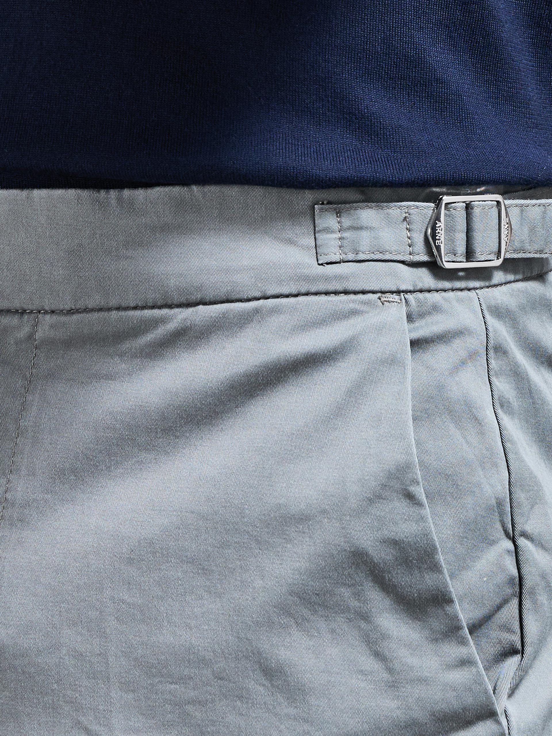 Tailored Side Adjuster Chino Short in Olive