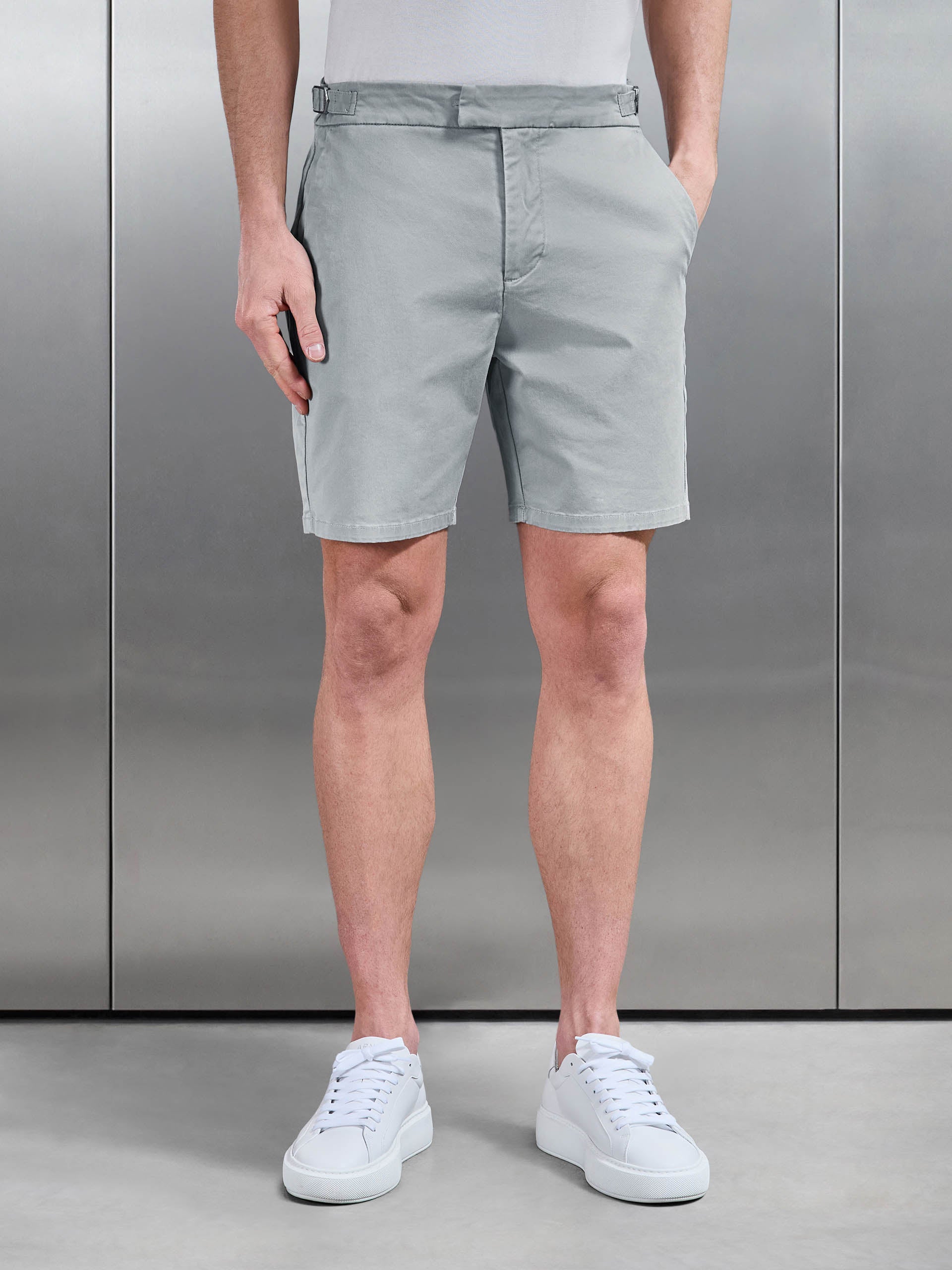 Tailored Side Adjuster Chino Short in Stone