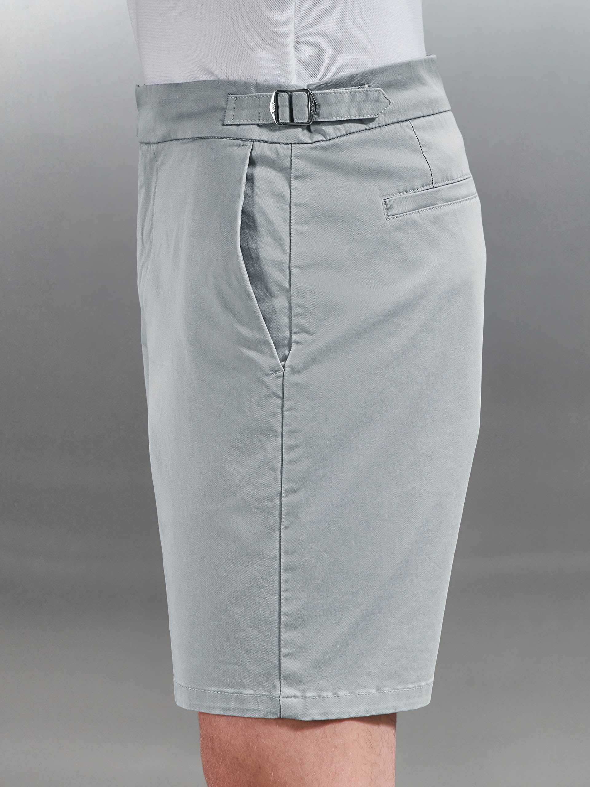 Tailored Side Adjuster Chino Short in Stone