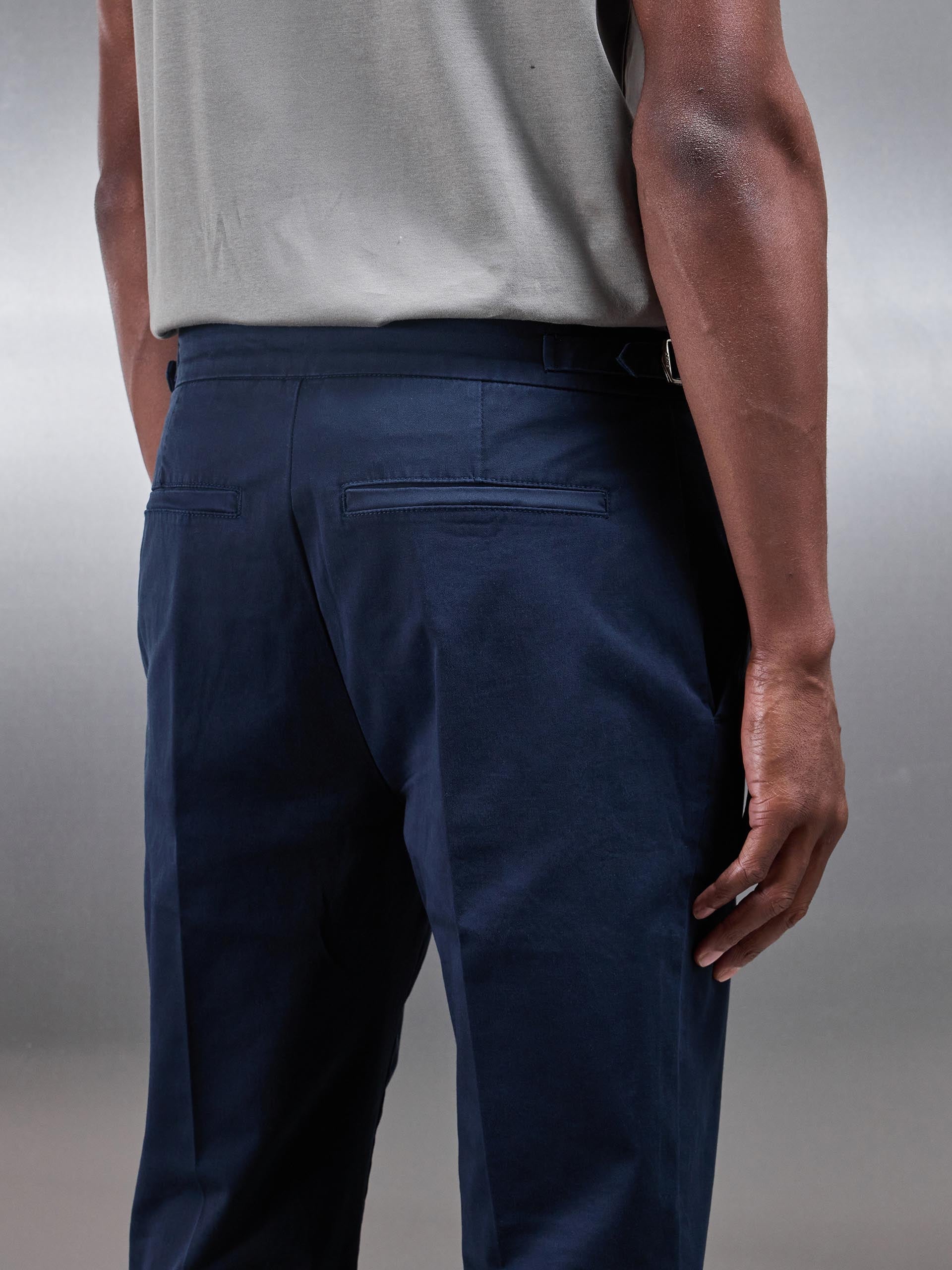 Tailored Side Adjuster Chino Trouser in Navy