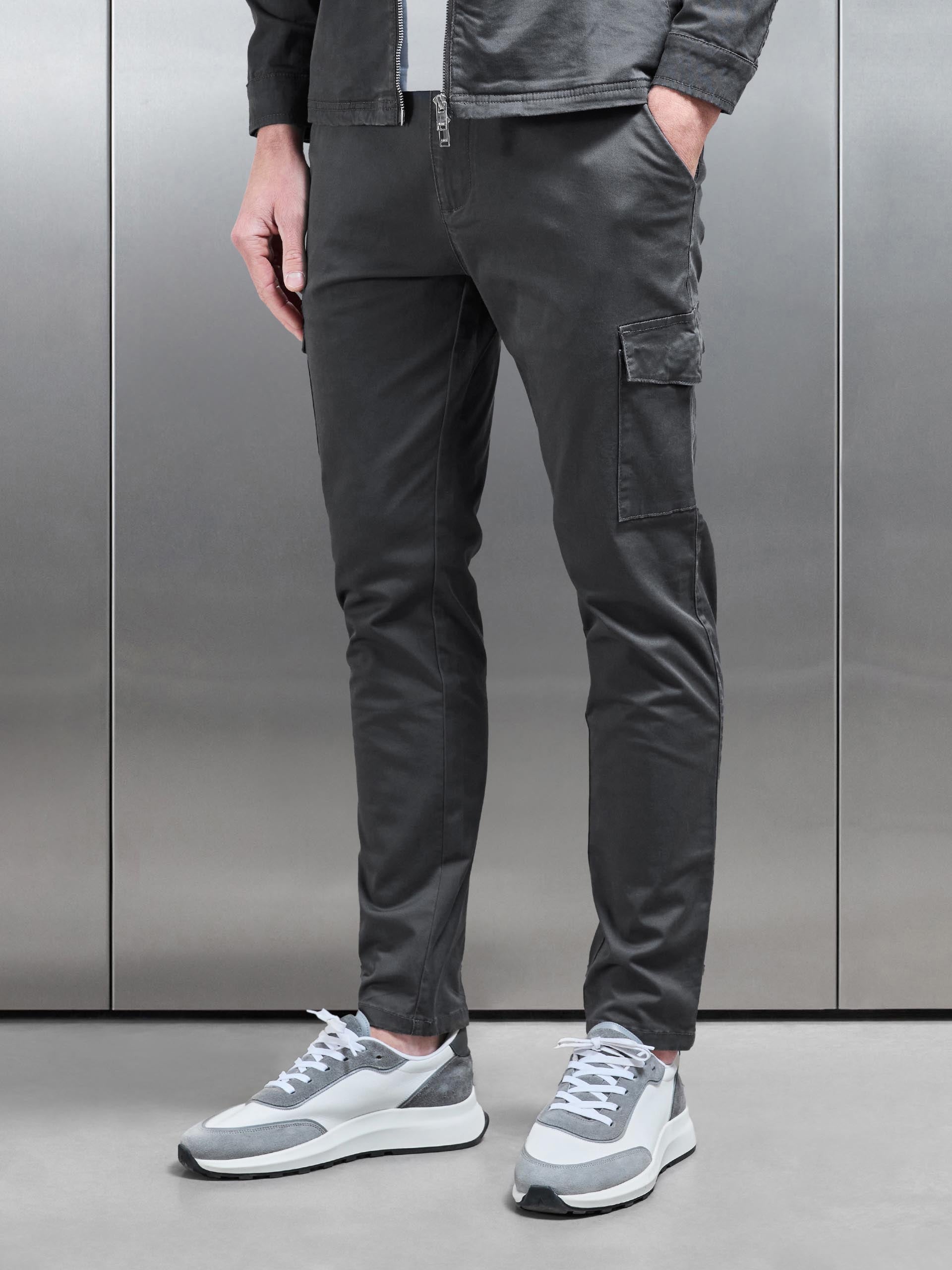 Tailored Cotton Cargo Pant in Grey