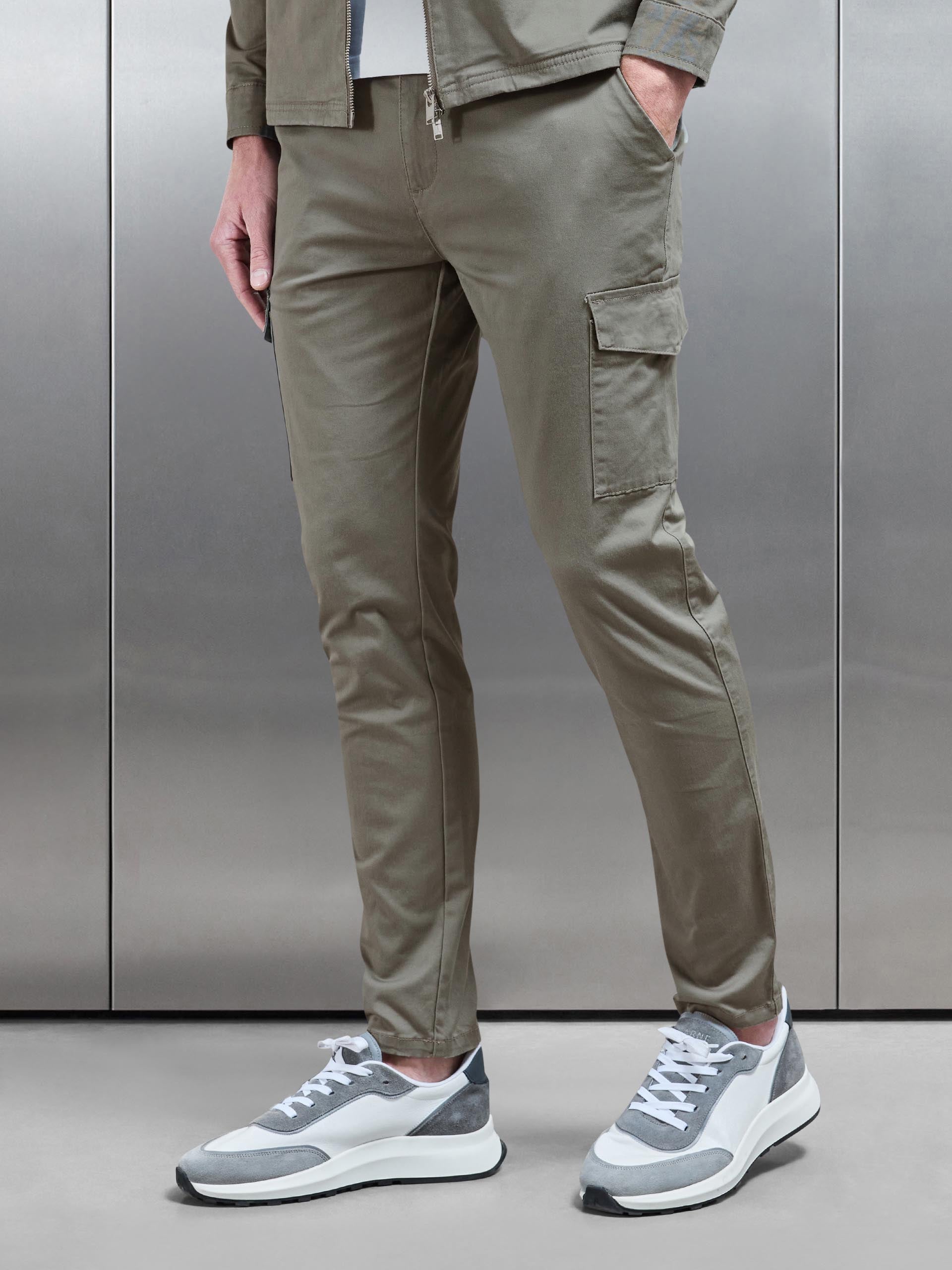 Tailored Cotton Cargo Pant in Olive