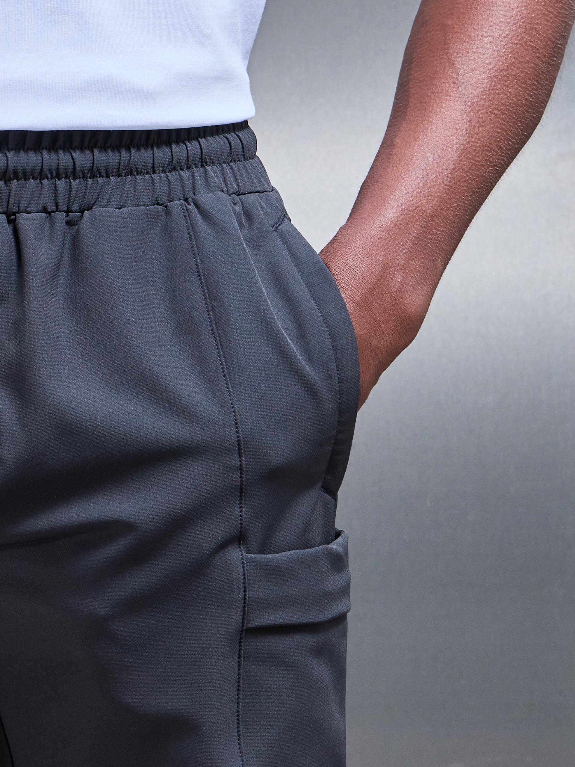 Technical Tailored Cargo Short in Grey