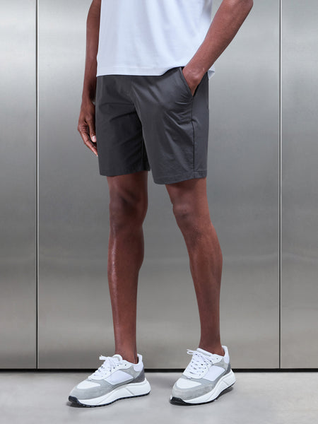 Technical Tailored Short in Grey