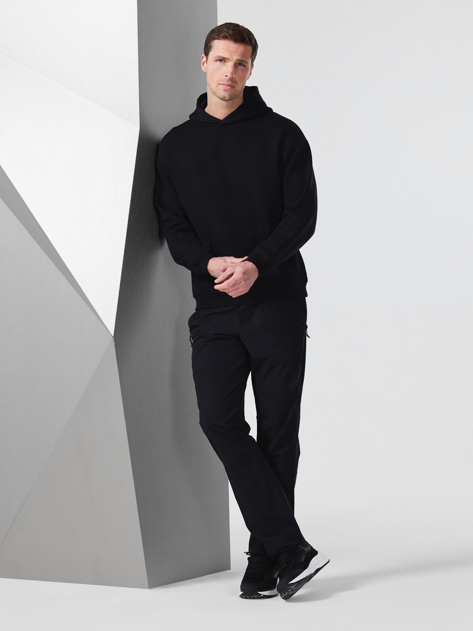 Technical Walking Pant in Black