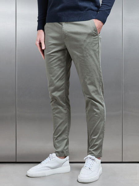 Tailored Chino Trouser in Olive
