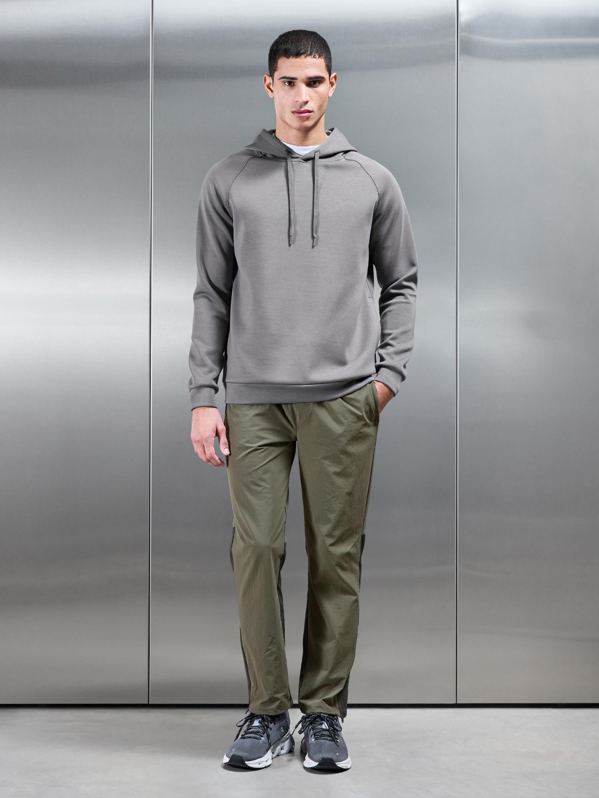 Utility Trail Trackpant in Olive Grey