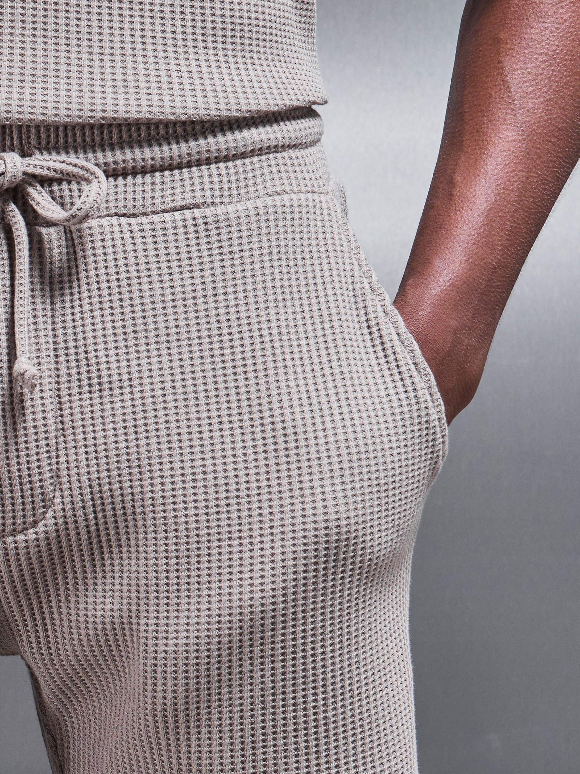 Waffle Relaxed Short in Taupe