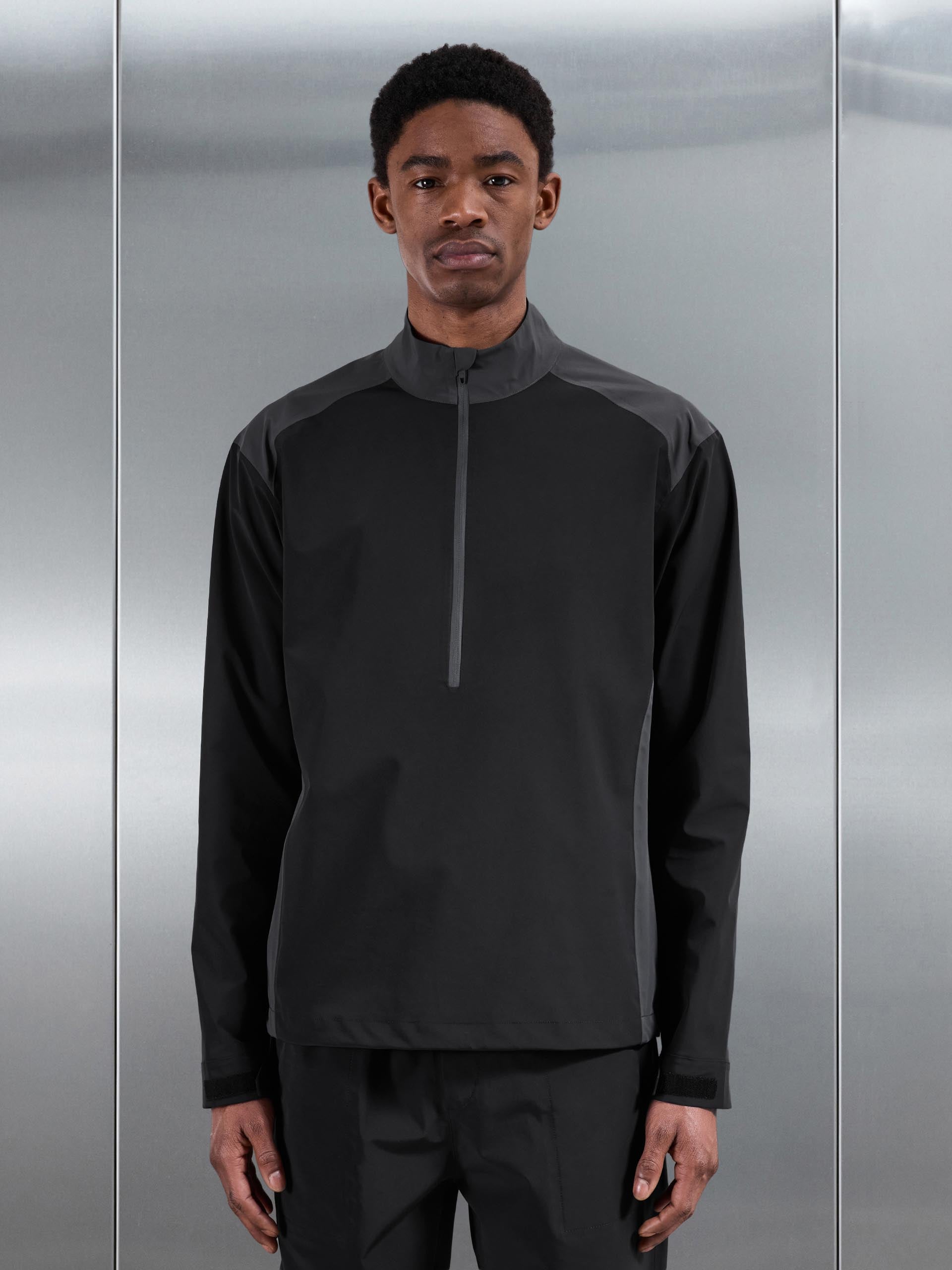 Waterproof Golf Colour Block Half Zip in Black