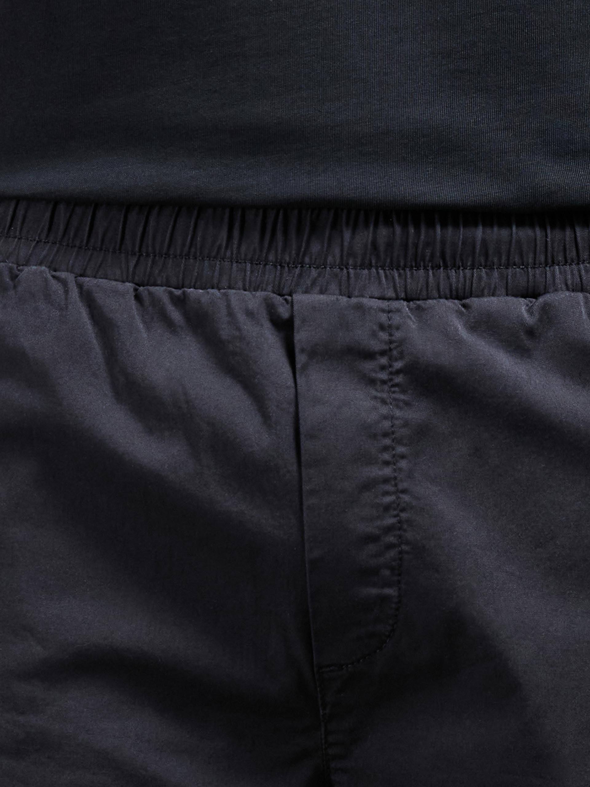 Worker Cargo Short in Black