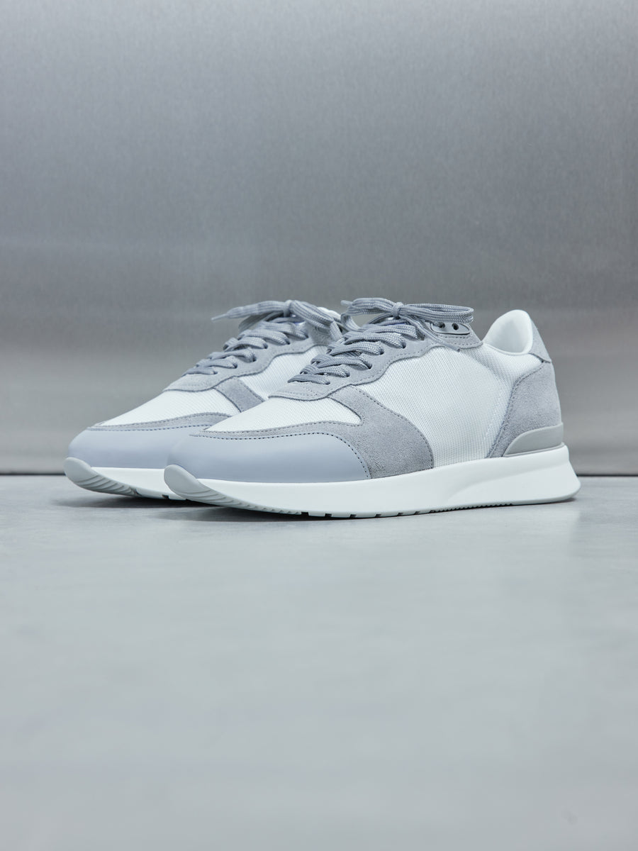 City shop runner sneakers