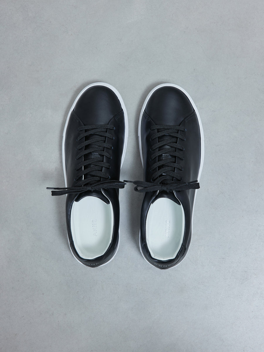 arne essential leather trainer