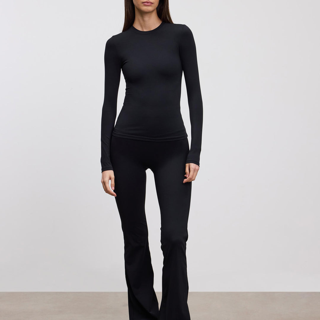 Womens Active Long Sleeve T-Shirt in Black