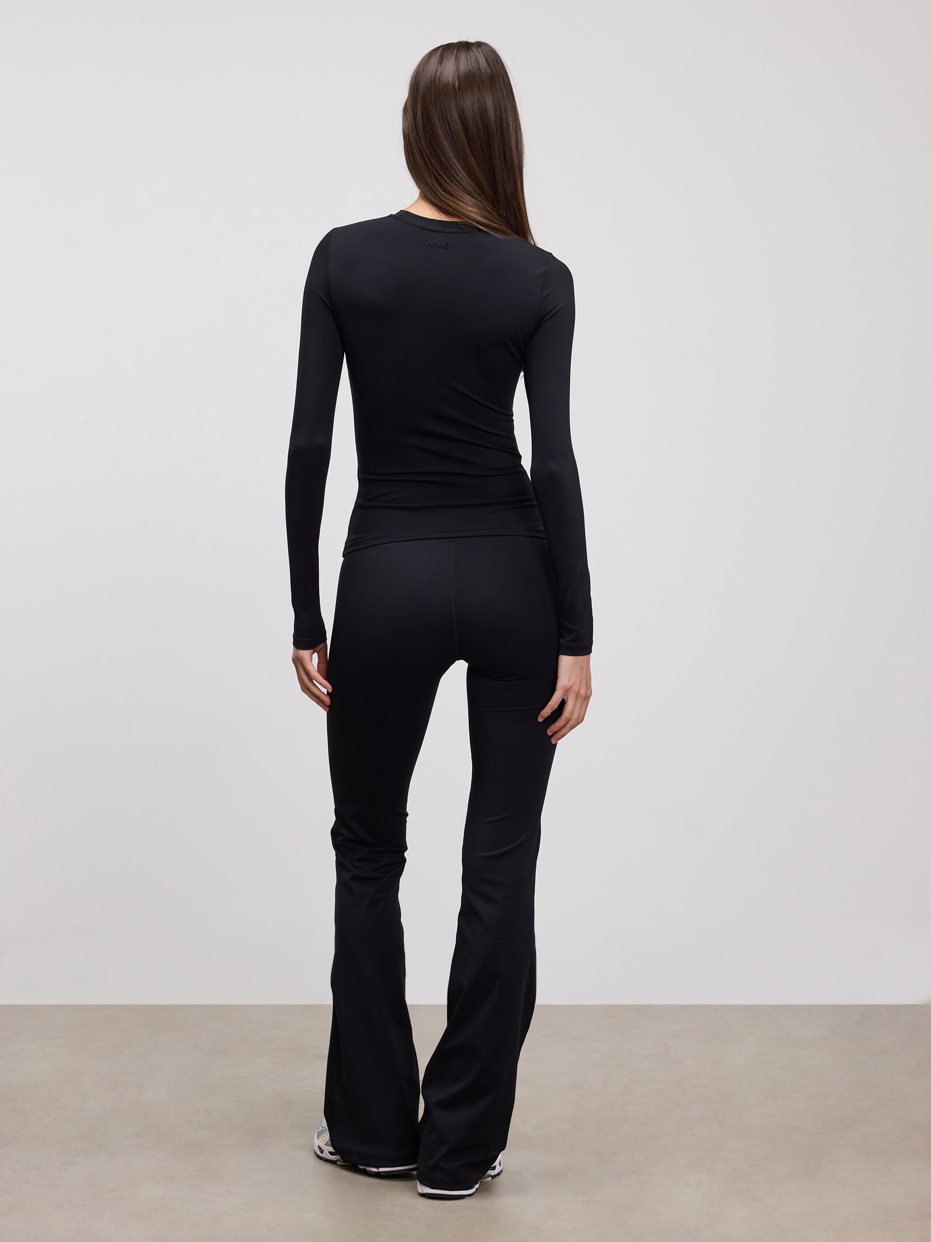 Womens Active Long Sleeve T-Shirt in Black