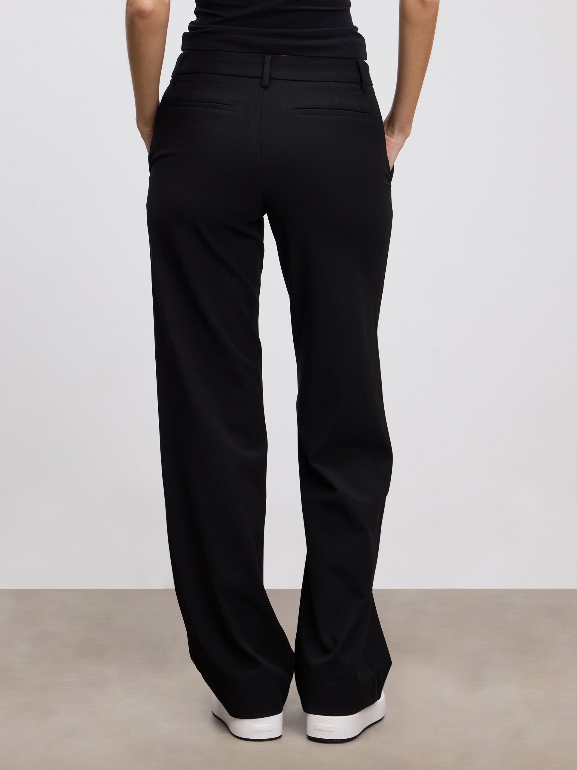 Womens Smart Tailored Trouser in Black