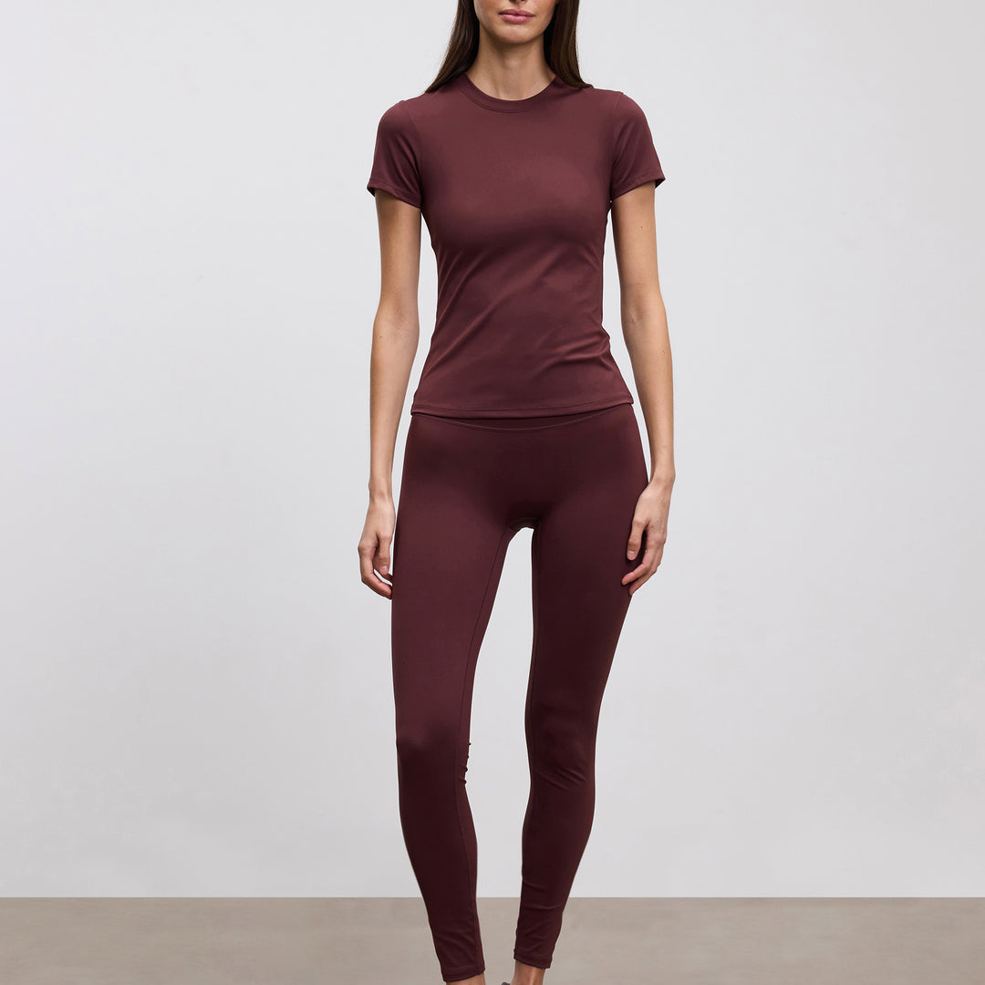 Womens Active T-Shirt in Burgundy
