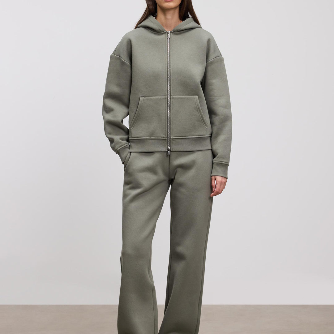 Womens Relaxed Straight Leg Jogger in Sage