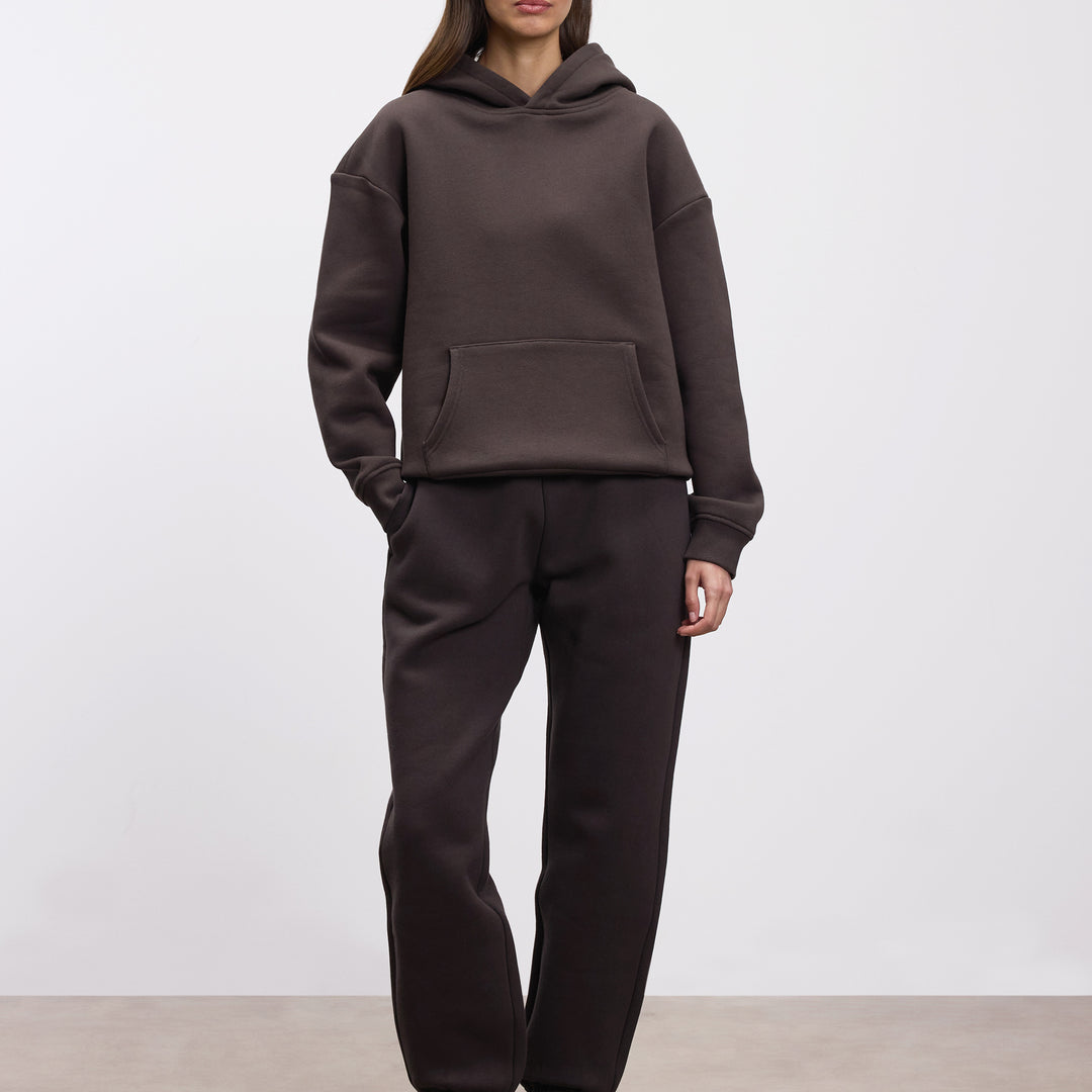 Womens Relaxed Cuffed Jogger in Brown