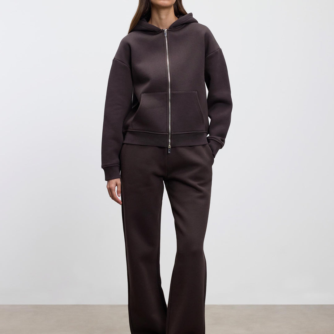 Womens Relaxed Straight Leg Jogger in Brown