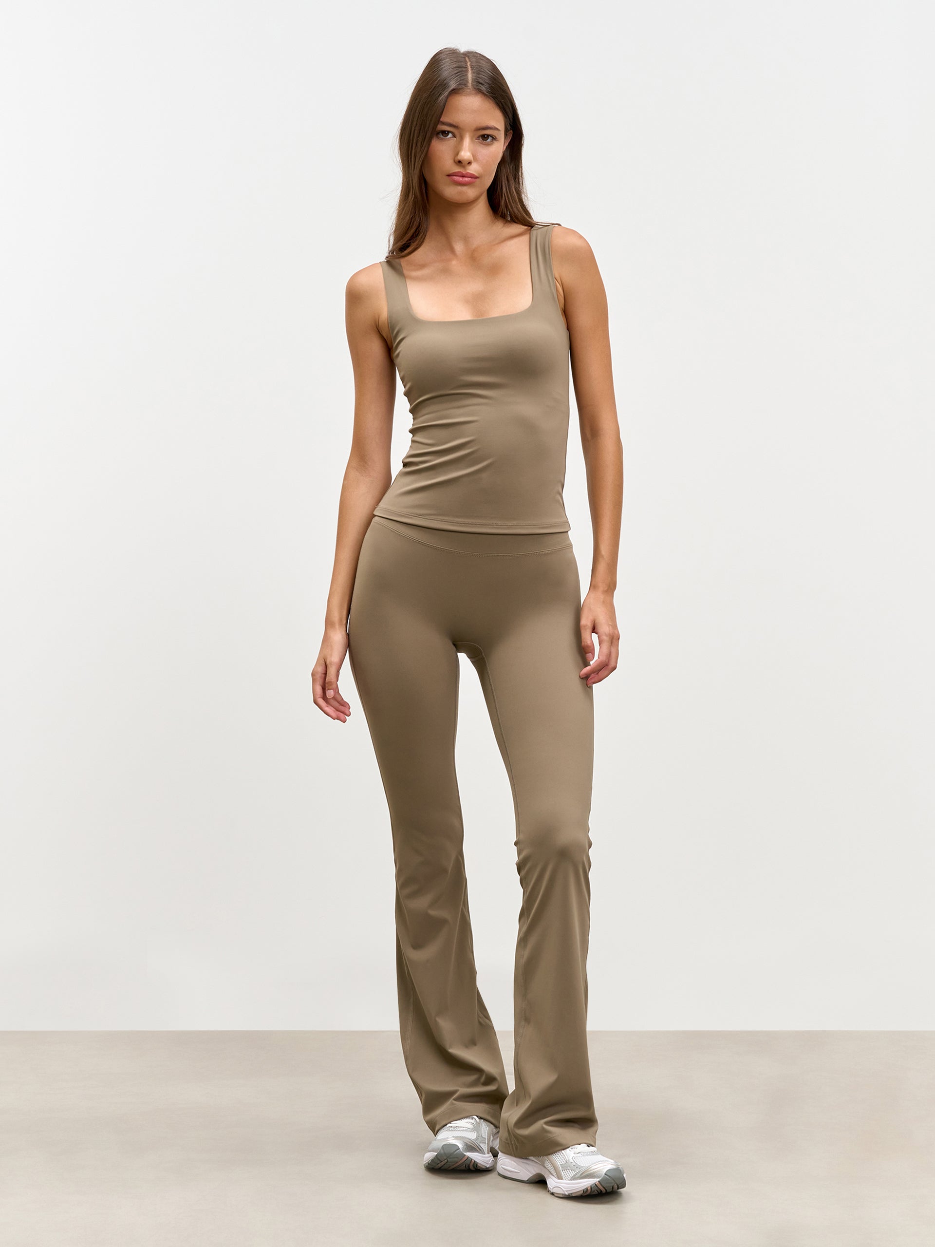 Womens Active Flared Legging in Taupe