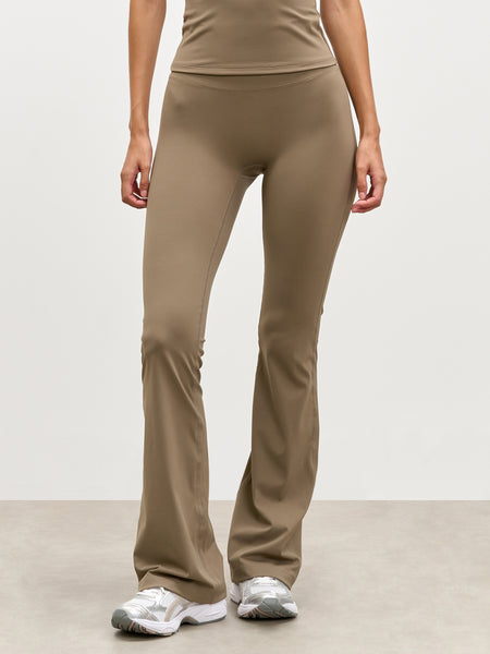 Womens Active Flared Legging in Taupe