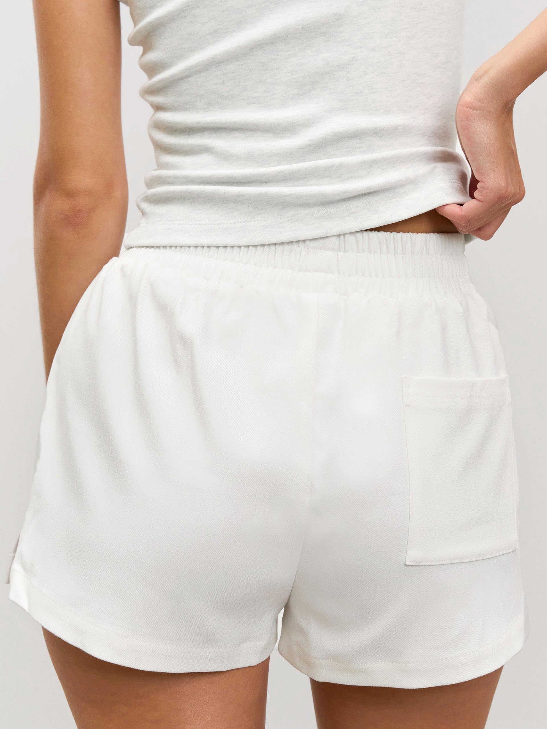 Womens Pull On Short in White