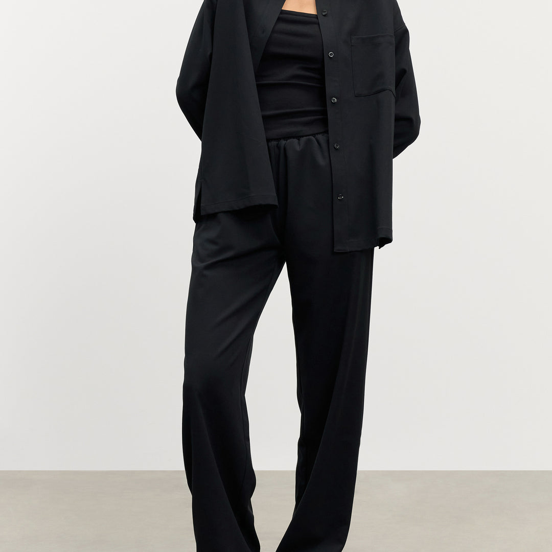 Womens Pull On Trouser in Black