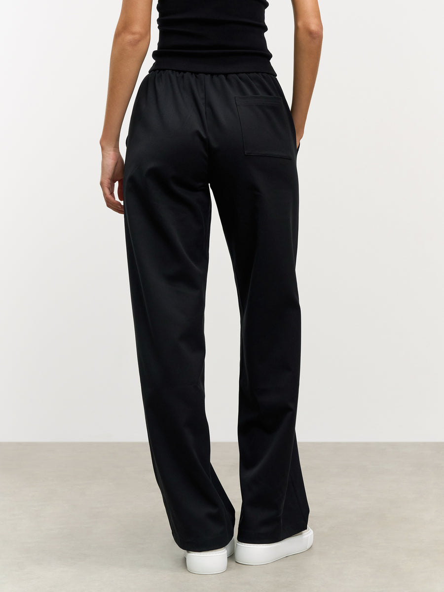 Womens Pull On Trouser in Black