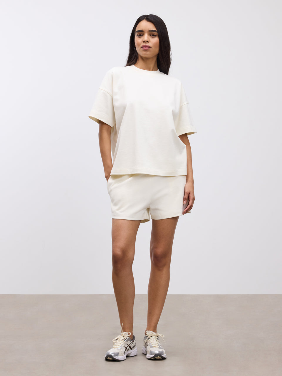 Womens Brushed Relaxed Short in Ecru