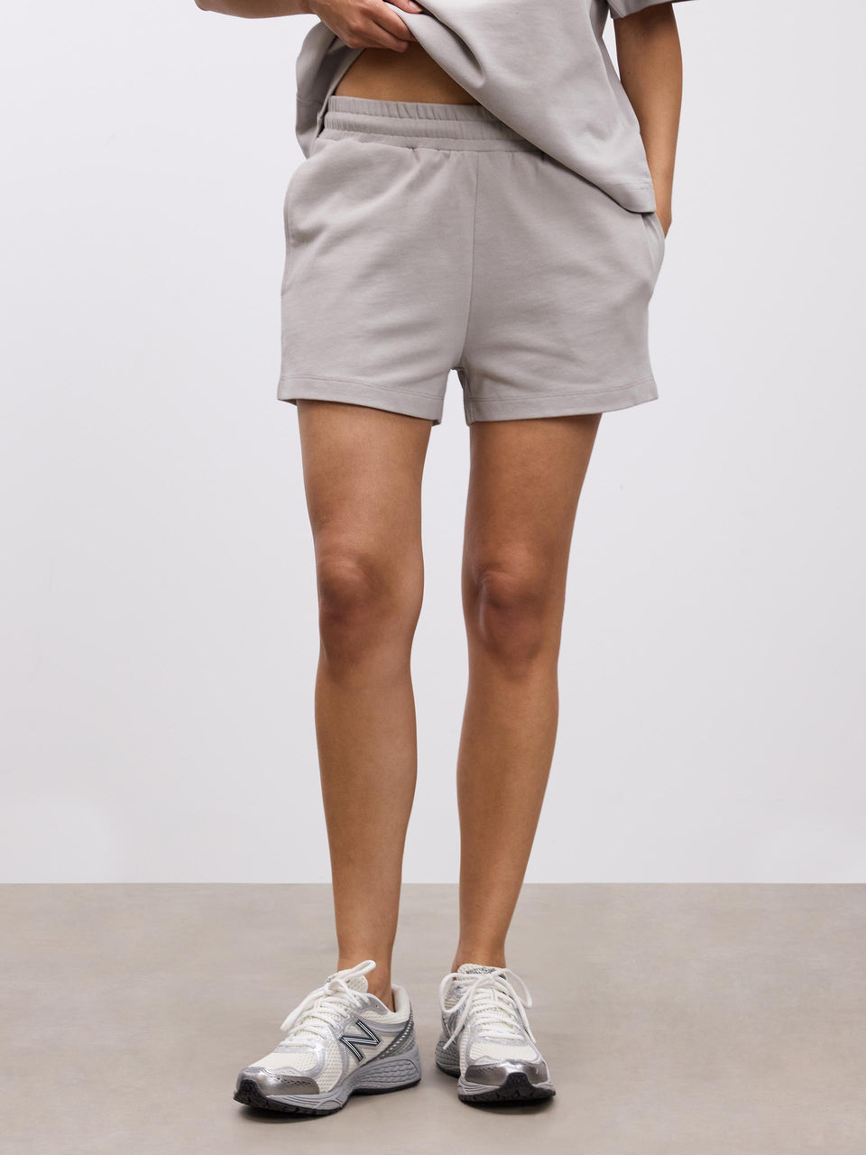 Womens Brushed Relaxed Short in Stone