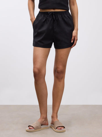Womens Linen Short in Black