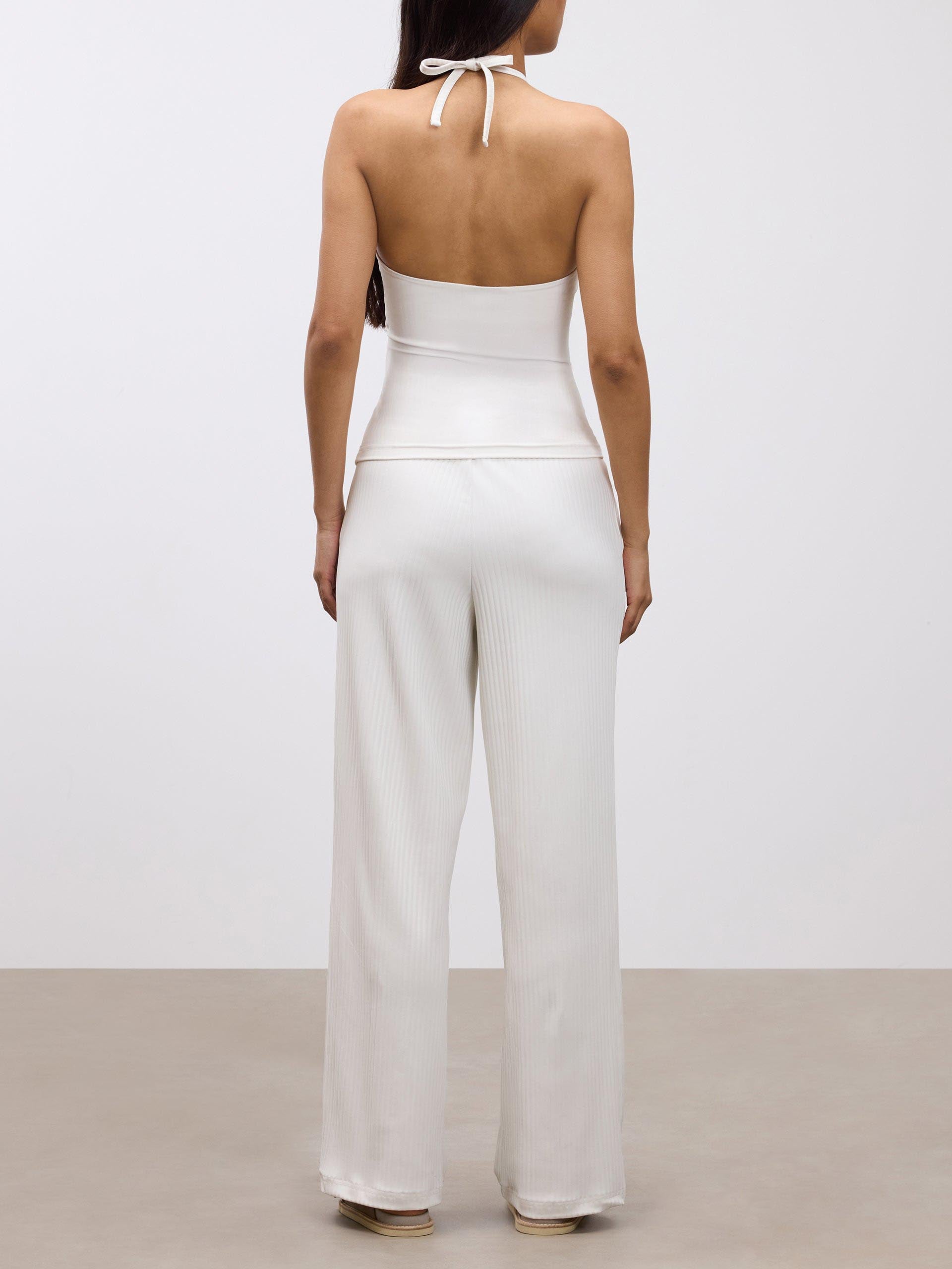 Womens Pleated Trouser in Ecru