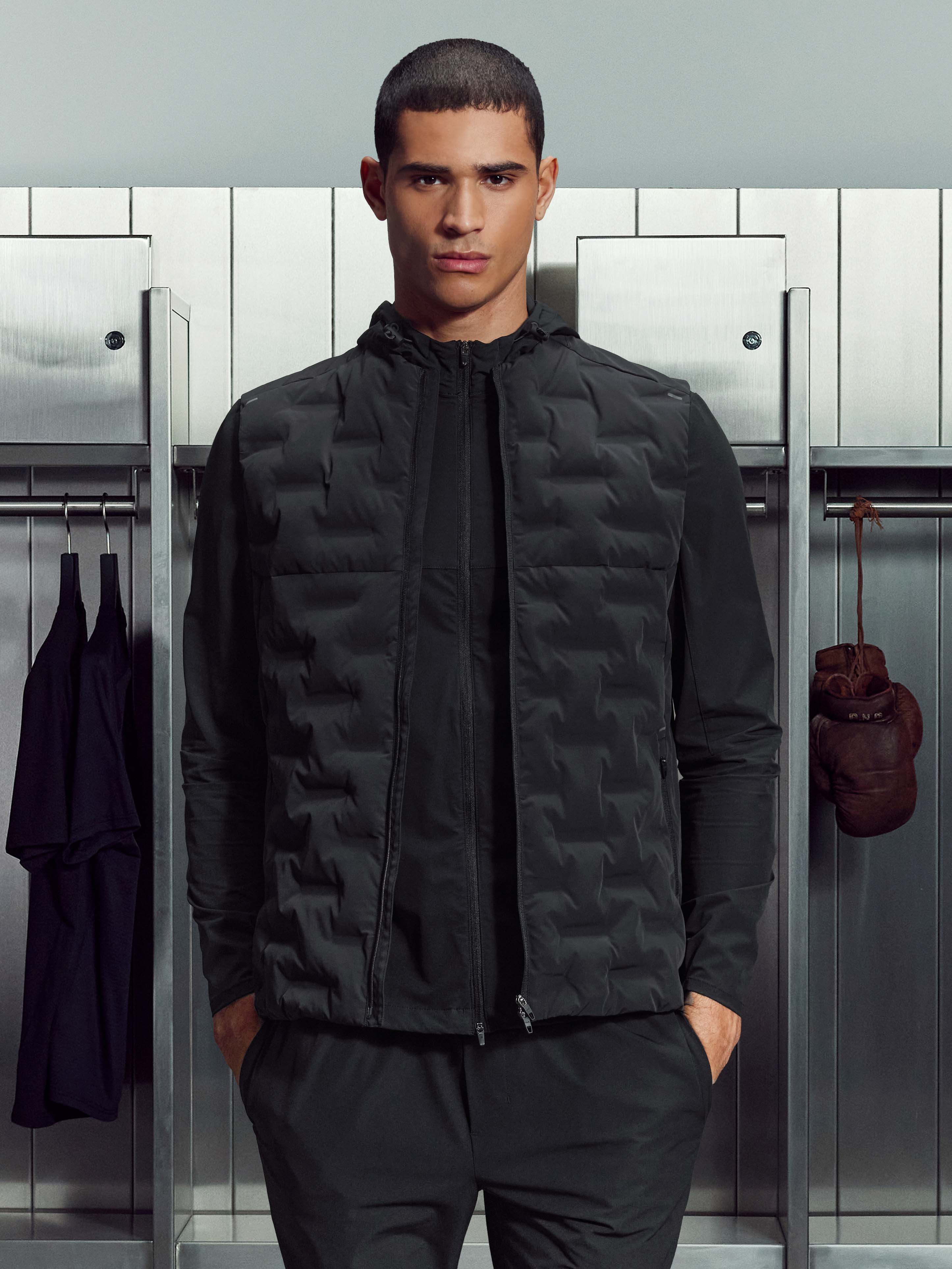 Active Gilet in Black