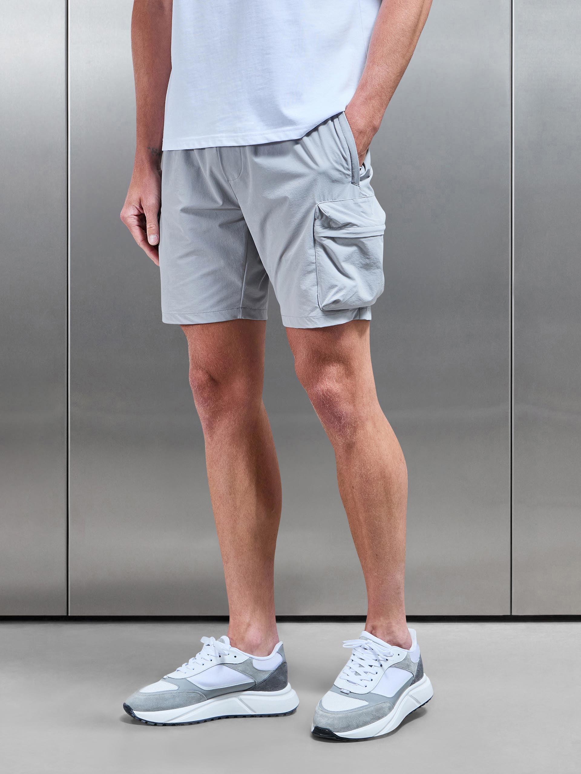 3D Pocket Cargo Short in Mid Grey