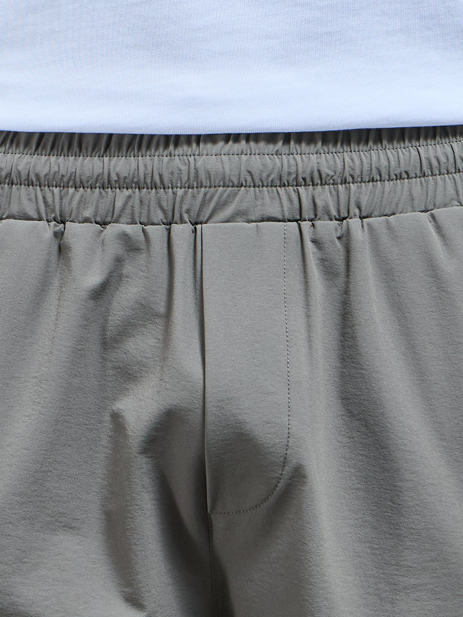 3D Pocket Cargo Short in Olive