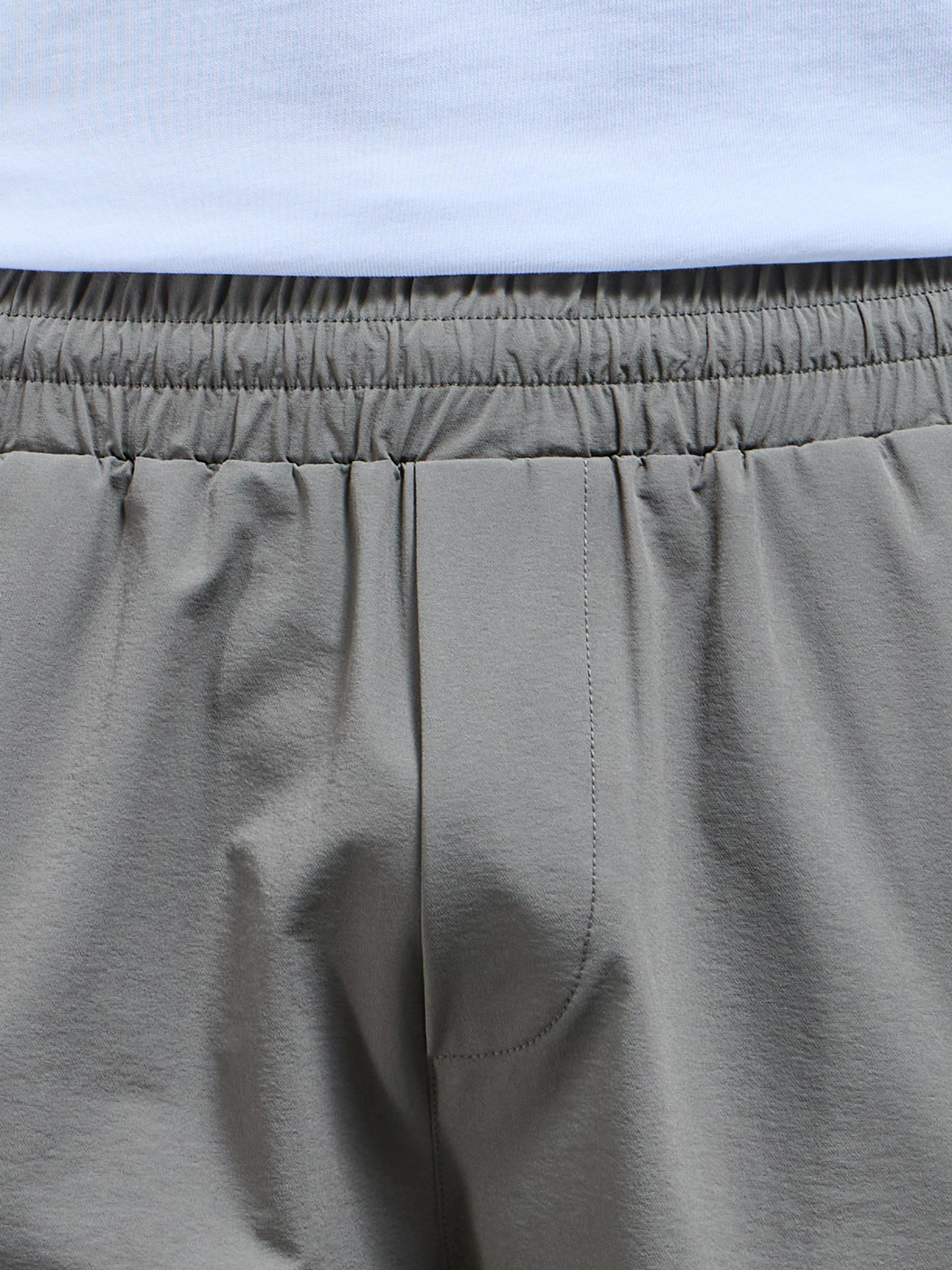 3D Pocket Cargo Short in Olive